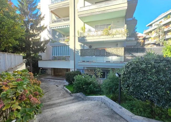St Peter's House 2 Bedrooms * Roma